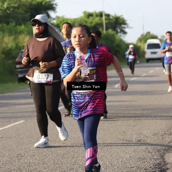 Runner Photo 8026084