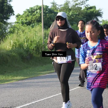 Runner Photo 8026088