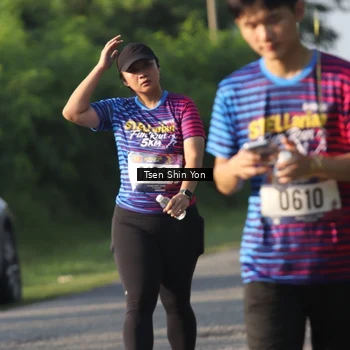 Runner Photo 8026112