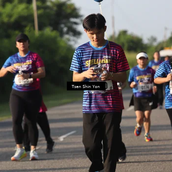 Runner Photo 8026113