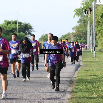 Runner Photo 8026243