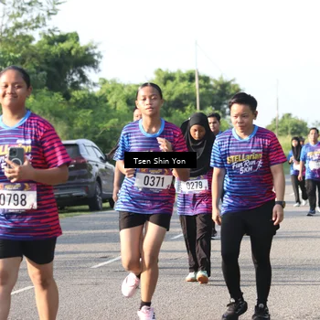 Runner Photo 8026273