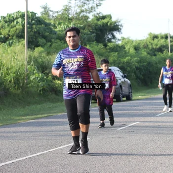 Runner Photo 8026315