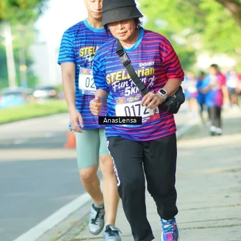 Runner Photo 8026320