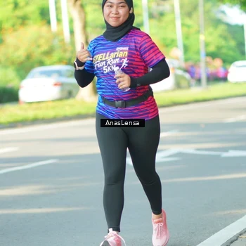 Runner Photo 8026585