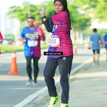 Runner Photo 8026592
