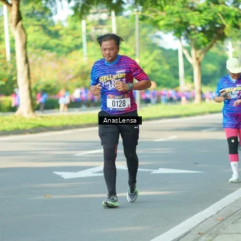 Runner Photo 8026859