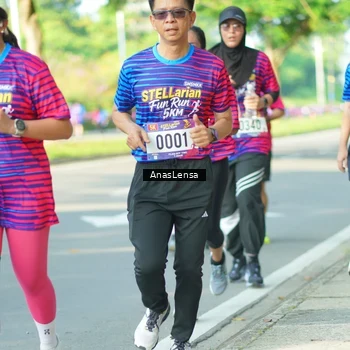 Runner Photo 8026894