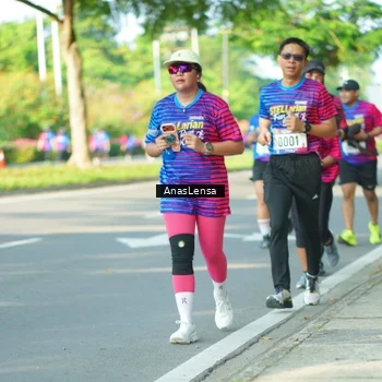Runner Photo 8026897