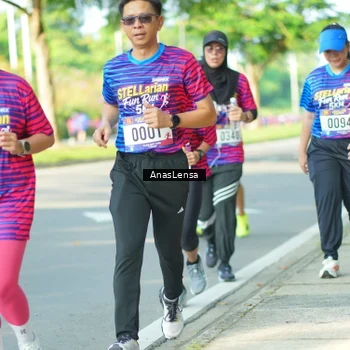 Runner Photo 8026901