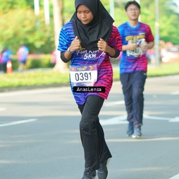 Runner Photo 8026951