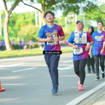 Runner Photo 8026957