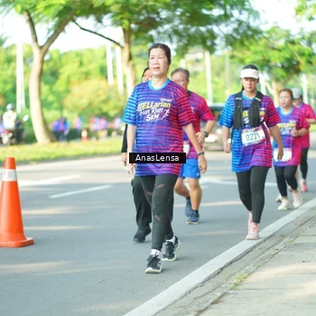Runner Photo 8026982