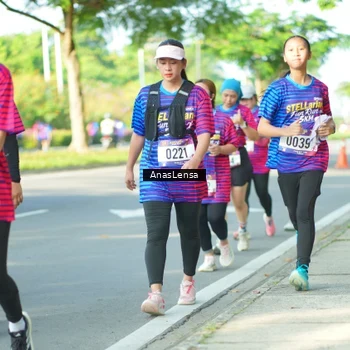 Runner Photo 8026983