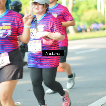 Runner Photo 8027011
