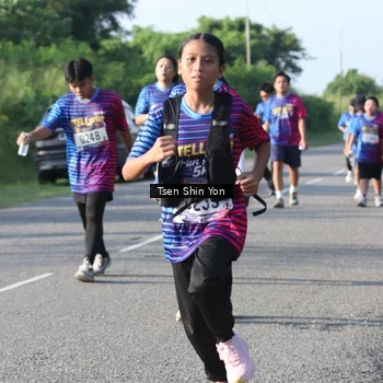 Runner Photo 8027044