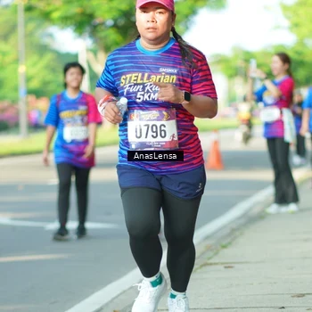 Runner Photo 8027080