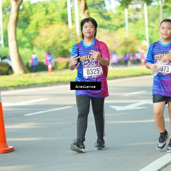 Runner Photo 8027105