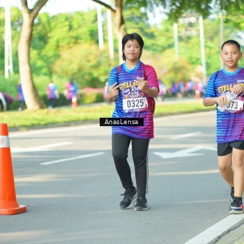 Runner Photo 8027106