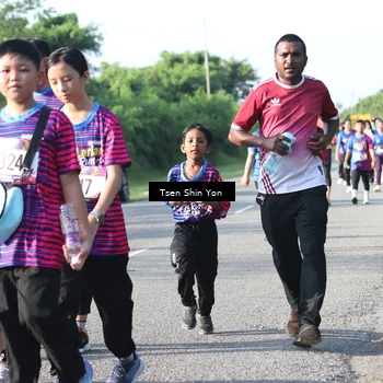 Runner Photo 8027116