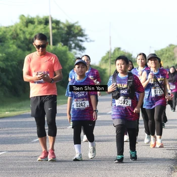 Runner Photo 8027149