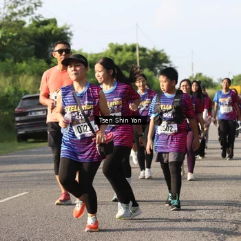Runner Photo 8027193