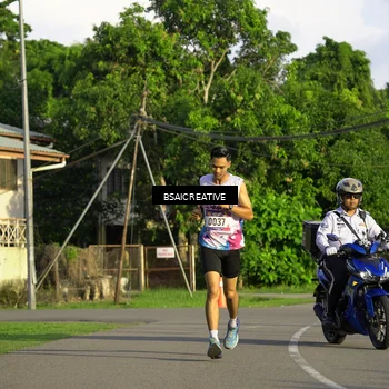 Runner Photo 8027240
