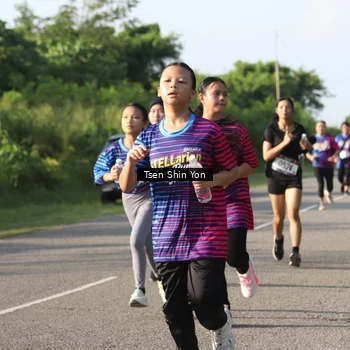 Runner Photo 8027246