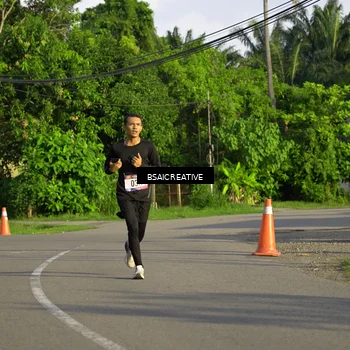 Runner Photo 8027263