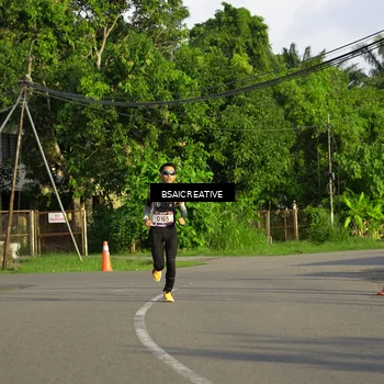 Runner Photo 8027275