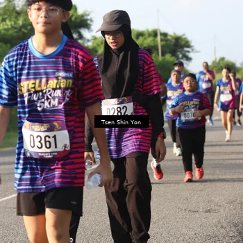 Runner Photo 8027293