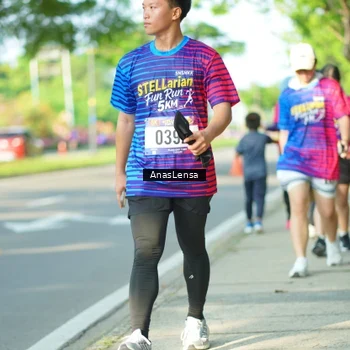 Runner Photo 8027354