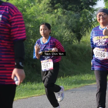 Runner Photo 8027366