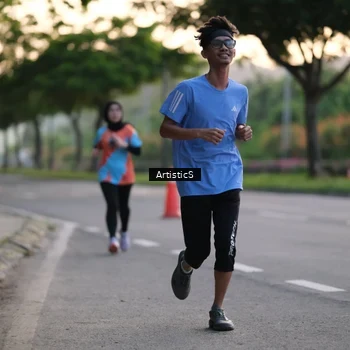 Runner Photo 8027373