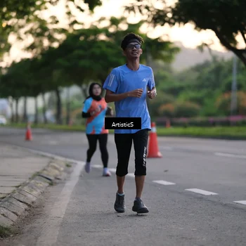 Runner Photo 8027378