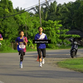 Runner Photo 8027383