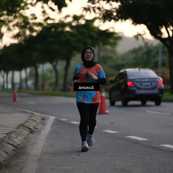 Runner Photo 8027398