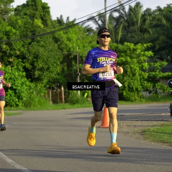 Runner Photo 8027403