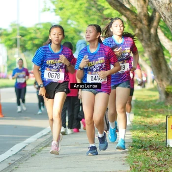 Runner Photo 8027415