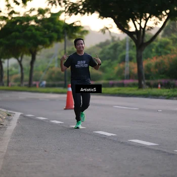 Runner Photo 8027423