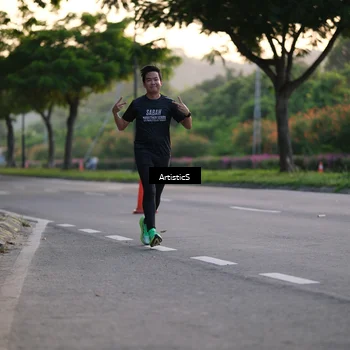 Runner Photo 8027434