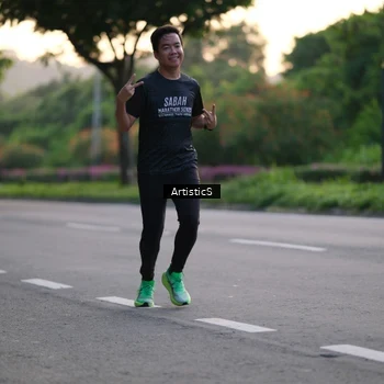 Runner Photo 8027438