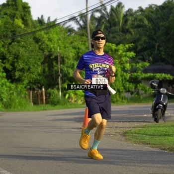 Runner Photo 8027439