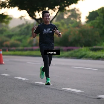 Runner Photo 8027472