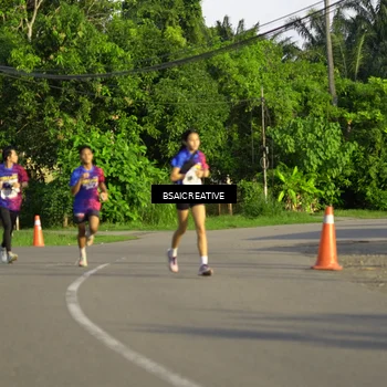Runner Photo 8027574