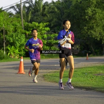 Runner Photo 8027592