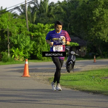 Runner Photo 8027596