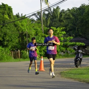 Runner Photo 8027683