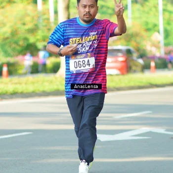 Runner Photo 8027716