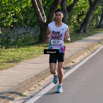 Runner Photo 8027744